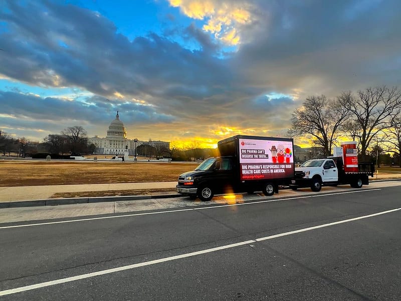 mobile-billboard-capitol-building